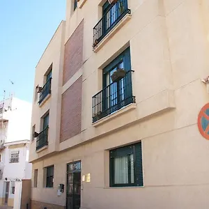 https://apartamentos-flores.es-andalucia.com